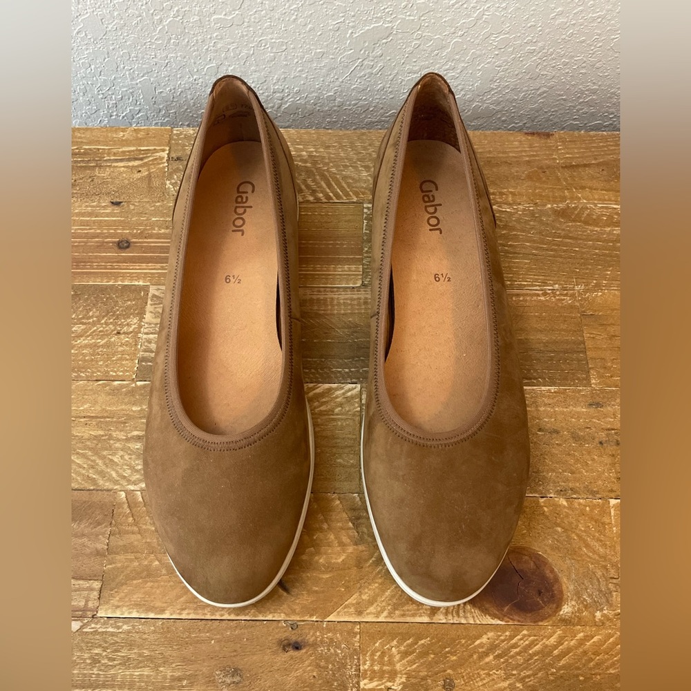 Gabor Shoes Suede Ballet Flat LIKE NEW - Picture 2 of 14